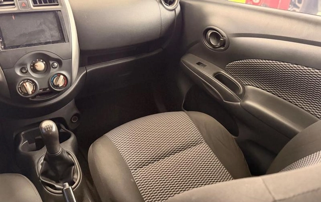 imagem-https://www.socarrao.com.br/sc-vehicle-images-prod/4414909/1792614964065-8591320_17_B_9b75333edc.jpeg