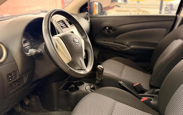 imagem-https://www.socarrao.com.br/sc-vehicle-images-prod/4414909/1792614964071-8591320_15_B_147bbed707.jpeg