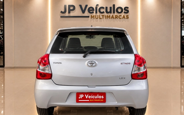 imagem-https://www.socarrao.com.br/sc-vehicle-images-prod/4414910/1792772857569-8581550_6_B_034aa99df5.png
