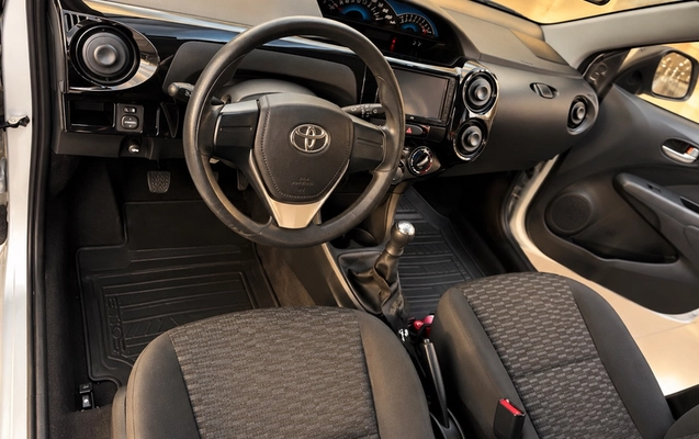 imagem-https://www.socarrao.com.br/sc-vehicle-images-prod/4414910/1792772857572-8581550_8_B_7744e8110f.png