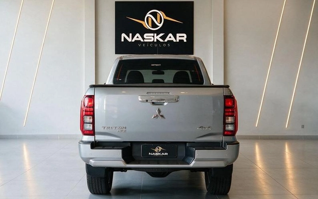 imagem-https://www.socarrao.com.br/sc-vehicle-images-prod/4414915/1792613044113-8592769_4_B_4c0e694952.jpeg