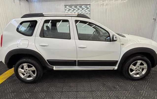imagem-https://www.socarrao.com.br/sc-vehicle-images-prod/4414930/1792611987155-8501126_4_B_5f106d71d9.jpeg