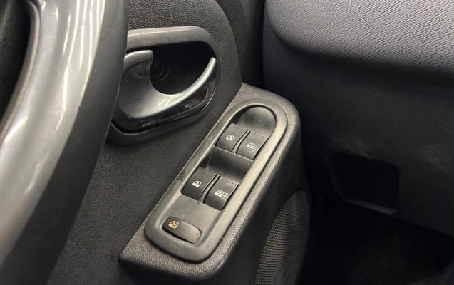 imagem-https://www.socarrao.com.br/sc-vehicle-images-prod/4414930/1792611987183-8501126_20_B_f9b4346ed5.jpeg