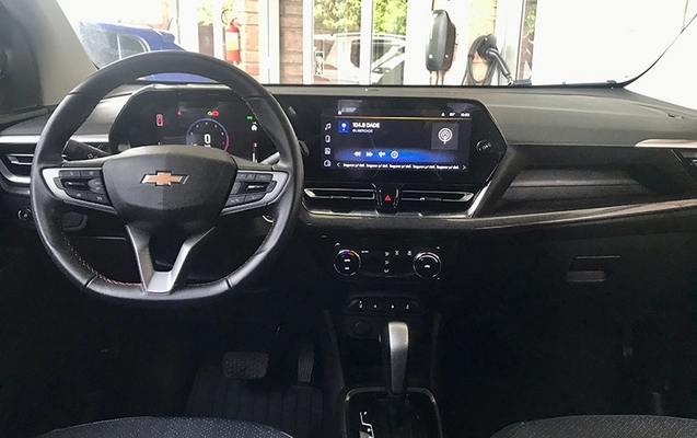 imagem-https://www.socarrao.com.br/sc-vehicle-images-prod/4414931/1792695148118-Q5iB4cHYzQr8GvBl4SJ0pQcjc0KKWCW8.jpg