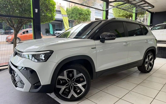 imagem-https://www.socarrao.com.br/sc-vehicle-images-prod/4414978/1792612330019-8592703_4_B_123a05a520.jpeg