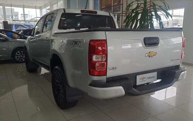 imagem-https://www.socarrao.com.br/sc-vehicle-images-prod/4415027/1792612639277-ad485b98-47b7-40c5-95c5-f4e20222431b20260924170214.jpeg