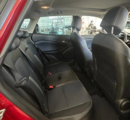 imagem-https://www.socarrao.com.br/sc-vehicle-images-prod/4415029/1792612641175-c3bed200-7cb0-49f3-a4b0-31a6a69210e620261021163007.jpeg