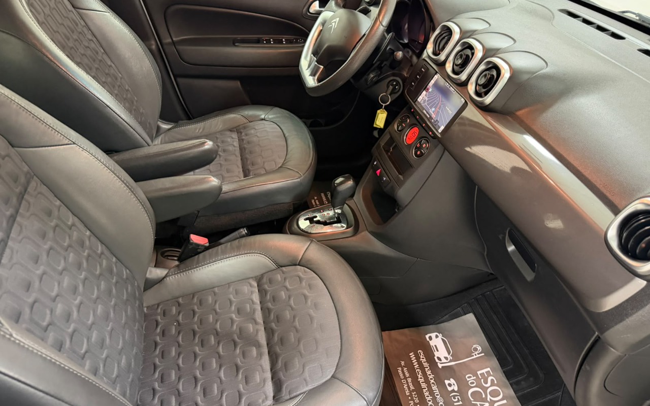 imagem-https://www.socarrao.com.br/sc-vehicle-images-prod/4415058/1792612892228-V2hhdHNBcHAgSW1hZ2UgMjAyNi0xMC0yMSBhdCAxNi4yOS4yNS5qcGVn.jpeg