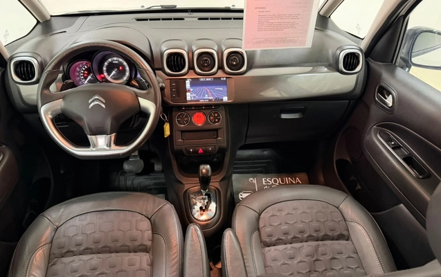imagem-https://www.socarrao.com.br/sc-vehicle-images-prod/4415058/1792612892835-V2hhdHNBcHAgSW1hZ2UgMjAyNi0xMC0yMSBhdCAxNi4yOS4yNiAoMSkuanBlZw.jpeg