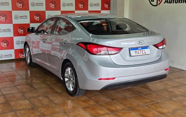 imagem-https://www.socarrao.com.br/sc-vehicle-images-prod/4415061/1792680834791-8551222_8_B_8abb411e40.jpeg