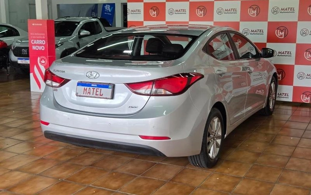 imagem-https://www.socarrao.com.br/sc-vehicle-images-prod/4415061/1792680834792-8551222_11_B_84c40f34f2.jpeg