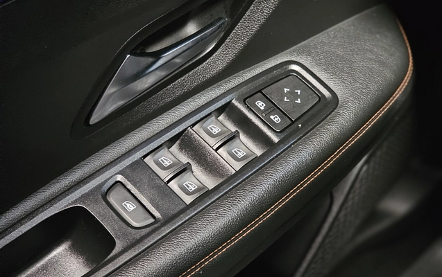 imagem-https://www.socarrao.com.br/sc-vehicle-images-prod/4415070/1792613025827-1_054926.jpg
