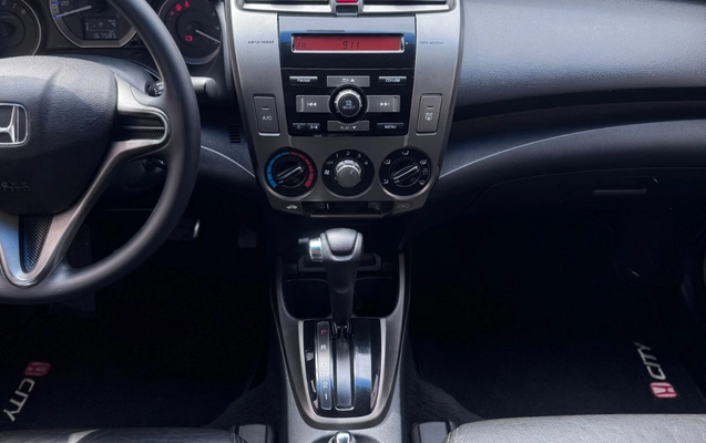 imagem-https://www.socarrao.com.br/sc-vehicle-images-prod/4415088/1792613101884-SU1HLTIwMjYxMDE5LVdBMDA5NC5qcGc.jpg