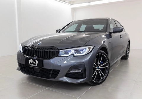 Bmw 330e 2022 Cinza — foto 1 de 3