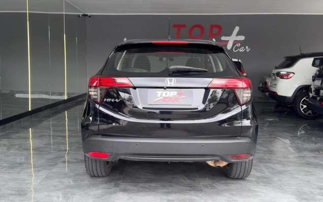 imagem-https://www.socarrao.com.br/sc-vehicle-images-prod/4415113/1792613207007-8592521_0_B_7abdde2f98.jpeg