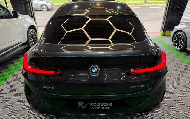 imagem-https://www.socarrao.com.br/sc-vehicle-images-prod/4415140/1792613388459-8593144_10_B_5f4d7a9101.jpeg