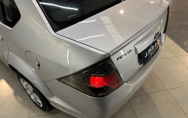 imagem-https://www.socarrao.com.br/sc-vehicle-images-prod/4415173/1792613554961-8551931_10_B_e9d2551f9a.jpeg