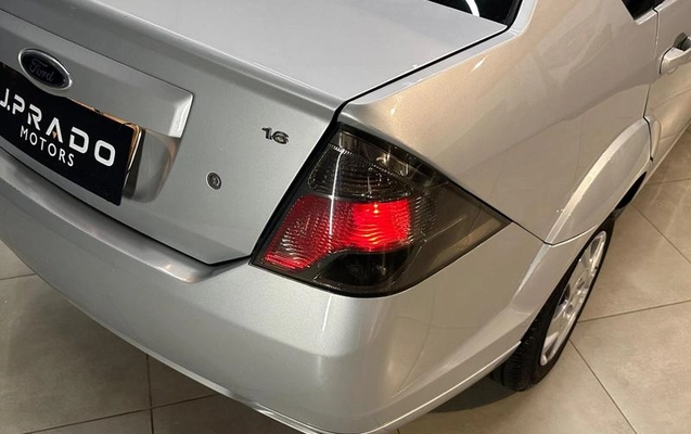 imagem-https://www.socarrao.com.br/sc-vehicle-images-prod/4415173/1792613554968-8551931_13_B_ce7fb93a79.jpeg