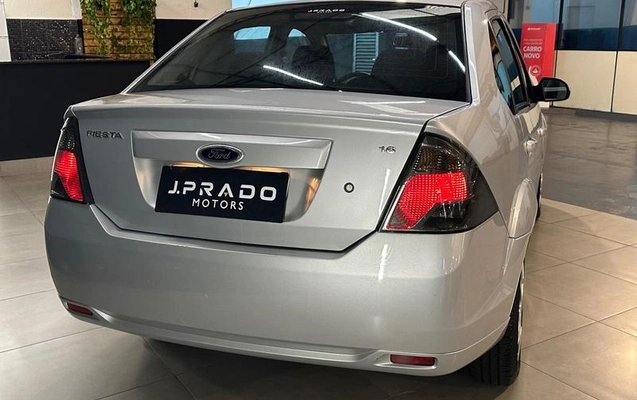imagem-https://www.socarrao.com.br/sc-vehicle-images-prod/4415173/1792613554970-8551931_14_B_46e0315416.jpeg