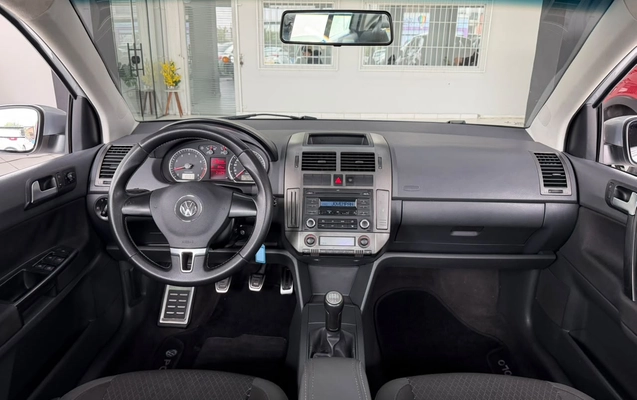 imagem-https://www.socarrao.com.br/sc-vehicle-images-prod/4415215/1792613759627-003_9f914cf87202735d384c9aa1438c90d7.jpg