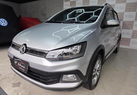 Volkswagen Crossfox 1.6 T. Flex 16V 5p 2016 Prata — foto 1 de 3