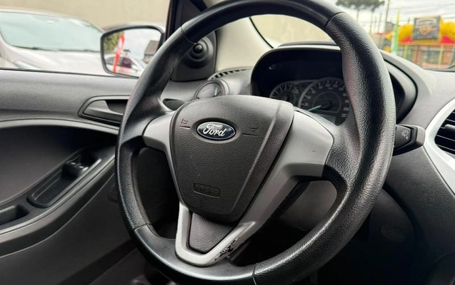 imagem-https://www.socarrao.com.br/sc-vehicle-images-prod/4415274/1792692921439-8588142_2_B_d710f89383.jpeg