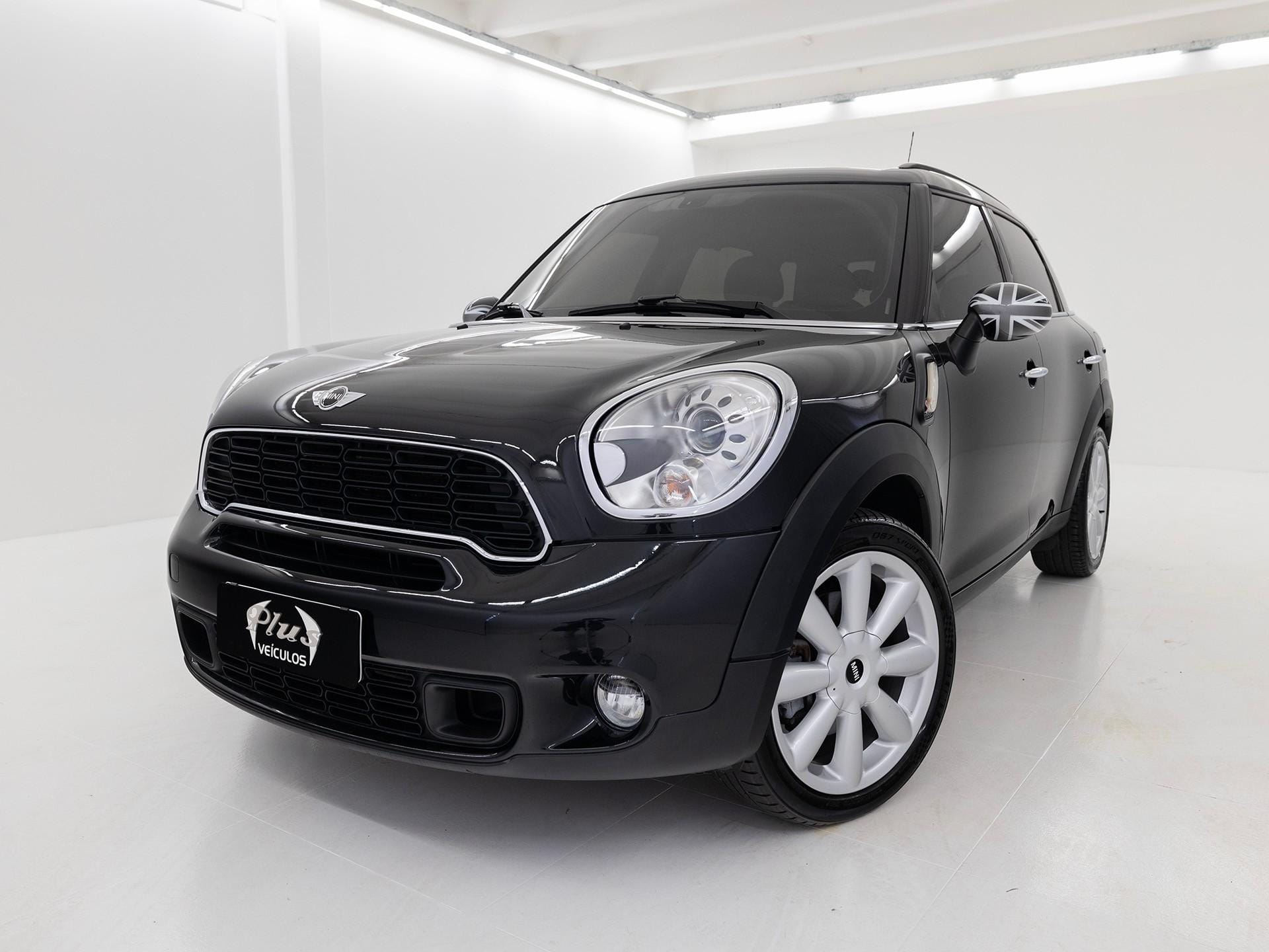 MINI COOPER 2014 Preto — foto 1 de 3
