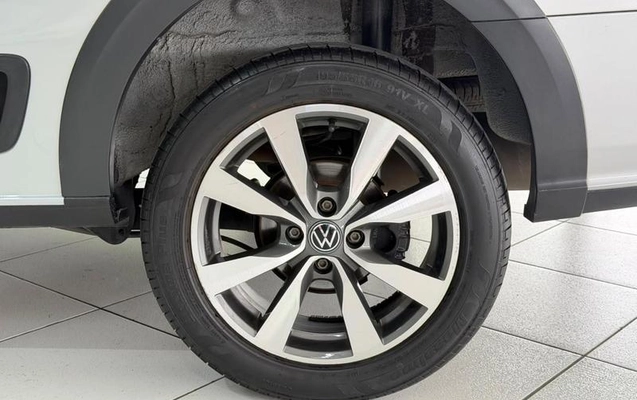 imagem-https://www.socarrao.com.br/sc-vehicle-images-prod/4415324/1792614170729-8585513_16_B_86e11b189e.jpeg