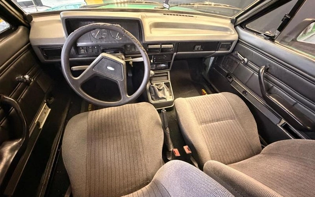 imagem-https://www.socarrao.com.br/sc-vehicle-images-prod/4415353/1792614398595-8465042_14_B_1a28444e63.jpeg