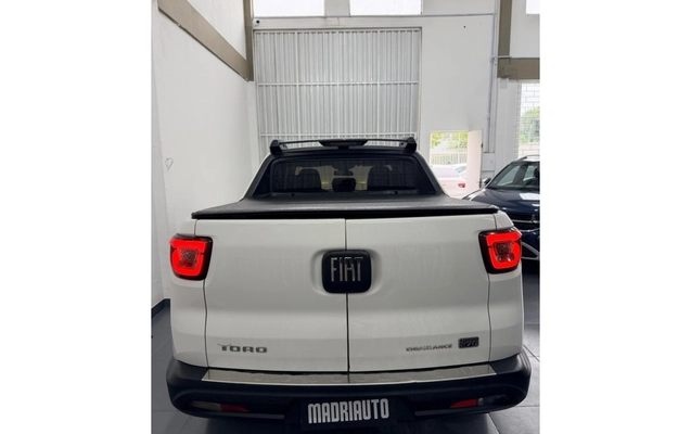 imagem-https://www.socarrao.com.br/sc-vehicle-images-prod/4415366/1792614438367-11_053153.jpg