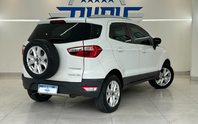 imagem-https://www.socarrao.com.br/sc-vehicle-images-prod/4415372/1792614557080-7_051521.jpg