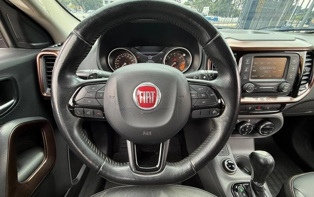 imagem-https://www.socarrao.com.br/sc-vehicle-images-prod/4415373/1792614568321-8448688_17_B_512598f26e.jpeg