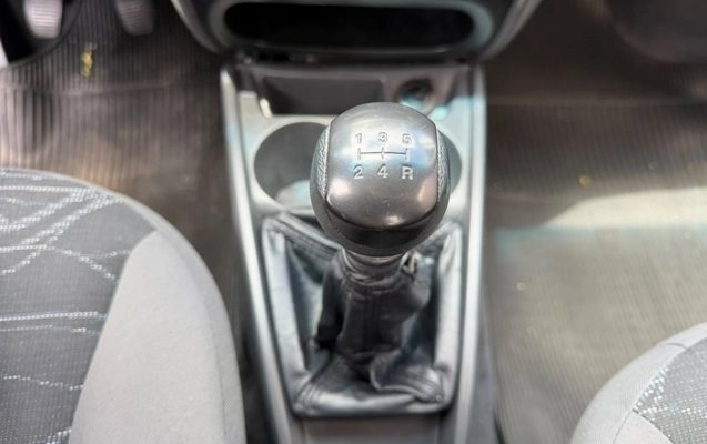 imagem-https://www.socarrao.com.br/sc-vehicle-images-prod/4415374/1792614614318-9_052630.jpg