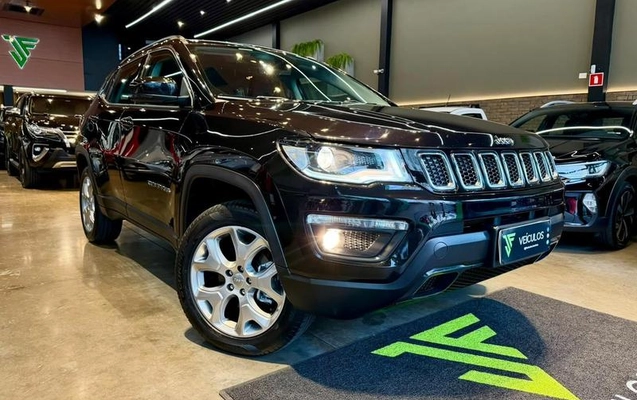 imagem-https://www.socarrao.com.br/sc-vehicle-images-prod/4415429/1792614919623-8593840_1_B_a345820206.jpeg