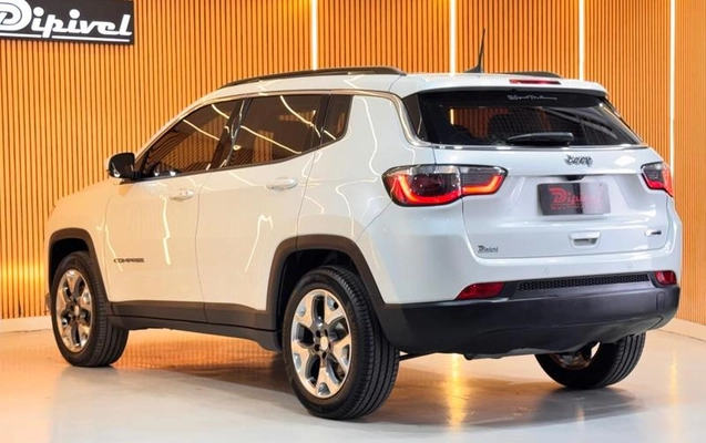 imagem-https://www.socarrao.com.br/sc-vehicle-images-prod/4415469/1792615128773-8569400_5_B_4466e1e6db.jpeg