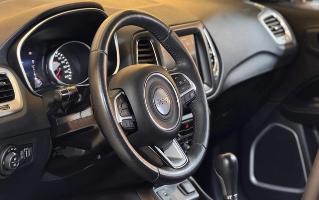 imagem-https://www.socarrao.com.br/sc-vehicle-images-prod/4415469/1792615128779-8569400_9_B_462c5f1e62.jpeg