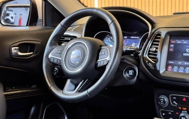 imagem-https://www.socarrao.com.br/sc-vehicle-images-prod/4415469/1792615128785-8569400_13_B_6a016c91c7.jpeg