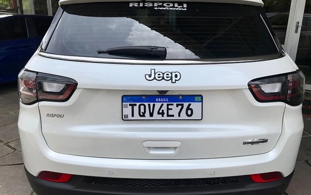 imagem-https://www.socarrao.com.br/sc-vehicle-images-prod/4415506/1792695701245-PhcmX1nkvK21qX82gjAS1Y19hasWSLfT.jpg