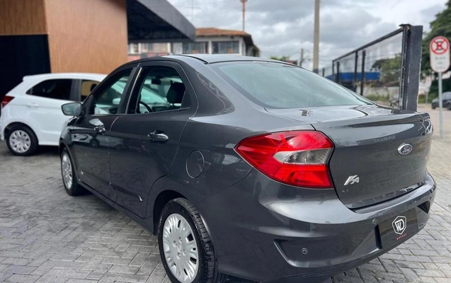 imagem-https://www.socarrao.com.br/sc-vehicle-images-prod/4415522/1792615593624-8591931_11_B_b0647fdd31.jpeg