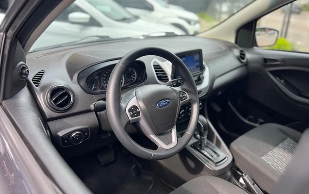imagem-https://www.socarrao.com.br/sc-vehicle-images-prod/4415522/1792615593625-8591931_12_B_c051c3c9d7.jpeg