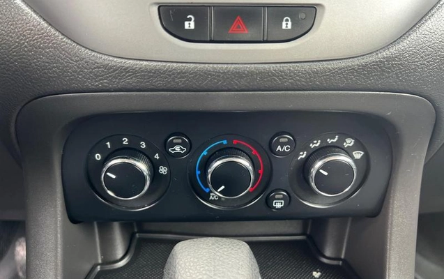 imagem-https://www.socarrao.com.br/sc-vehicle-images-prod/4415522/1792615593635-8591931_19_B_8dd283f221.jpeg