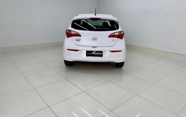 imagem-https://www.socarrao.com.br/sc-vehicle-images-prod/4415647/1792616433563-8593996_7_B_7f1f3b0d26.jpeg
