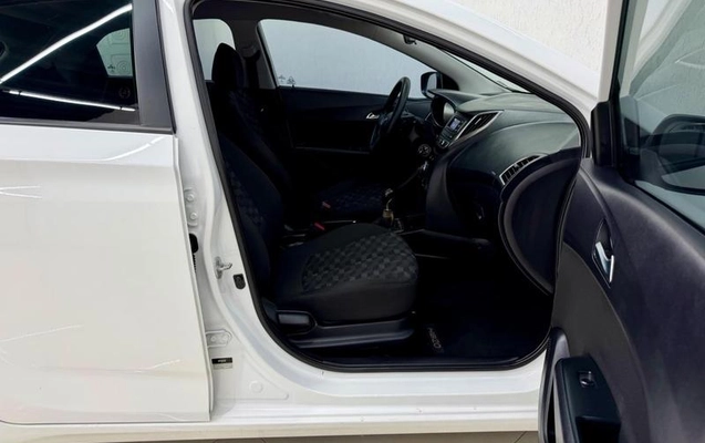 imagem-https://www.socarrao.com.br/sc-vehicle-images-prod/4415647/1792616433602-8593996_17_B_4abc73ce88.jpeg