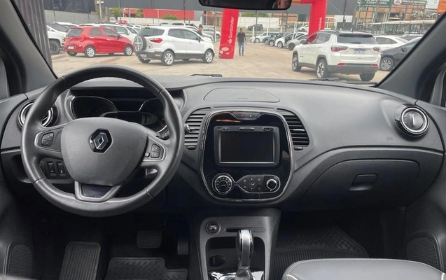 imagem-https://www.socarrao.com.br/sc-vehicle-images-prod/4415702/1792615929042-8589437_5_B_7de563a5b3.jpeg