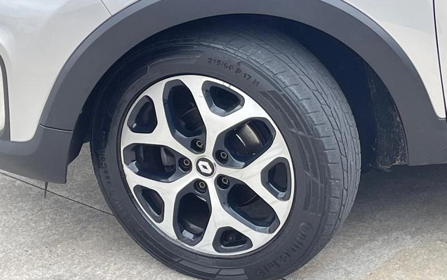 imagem-https://www.socarrao.com.br/sc-vehicle-images-prod/4415702/1792615929044-8589437_13_B_c1cfd9d21e.jpeg