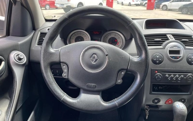 imagem-https://www.socarrao.com.br/sc-vehicle-images-prod/4415724/1792616051665-8591863_6_B_467115c2c7.jpeg