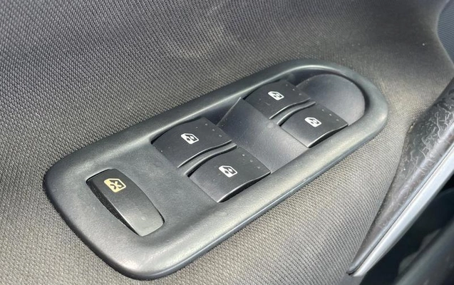 imagem-https://www.socarrao.com.br/sc-vehicle-images-prod/4415724/1792616051676-8591863_11_B_c50e775cdb.jpeg