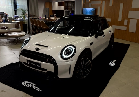 Mini COOPER 2024 Branco — foto 1 de 3