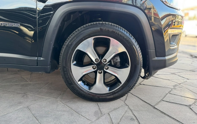 imagem-https://www.socarrao.com.br/sc-vehicle-images-prod/4415811/1792616236732-V2hhdHNBcHAgSW1hZ2UgMjAyNi0xMC0yMSBhdCAxNy41Mi40MCAoMikuanBlZw.jpeg