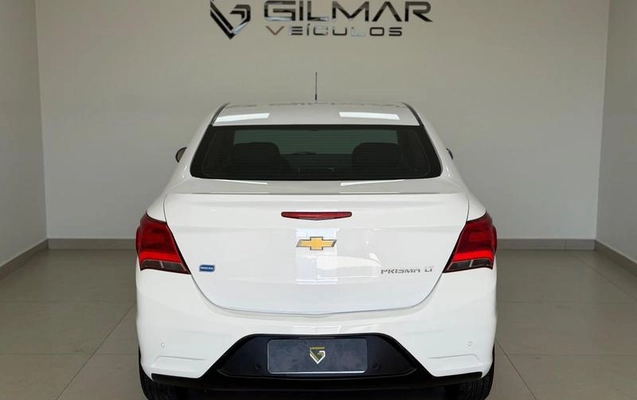 imagem-https://www.socarrao.com.br/sc-vehicle-images-prod/4415818/1792616448270-8332178_5_B_20832f1634.jpeg